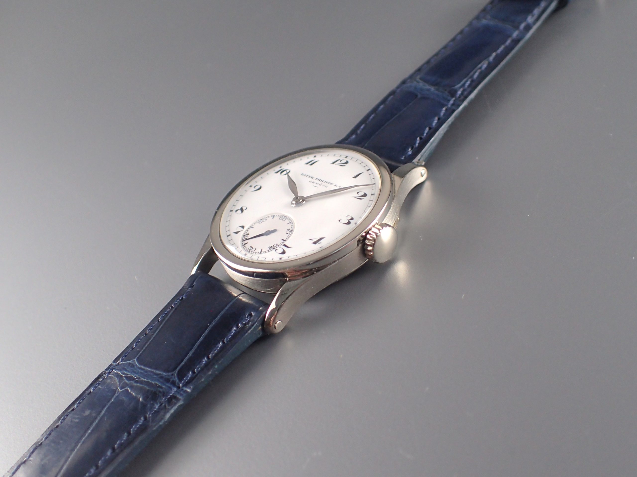 White, enamel dial