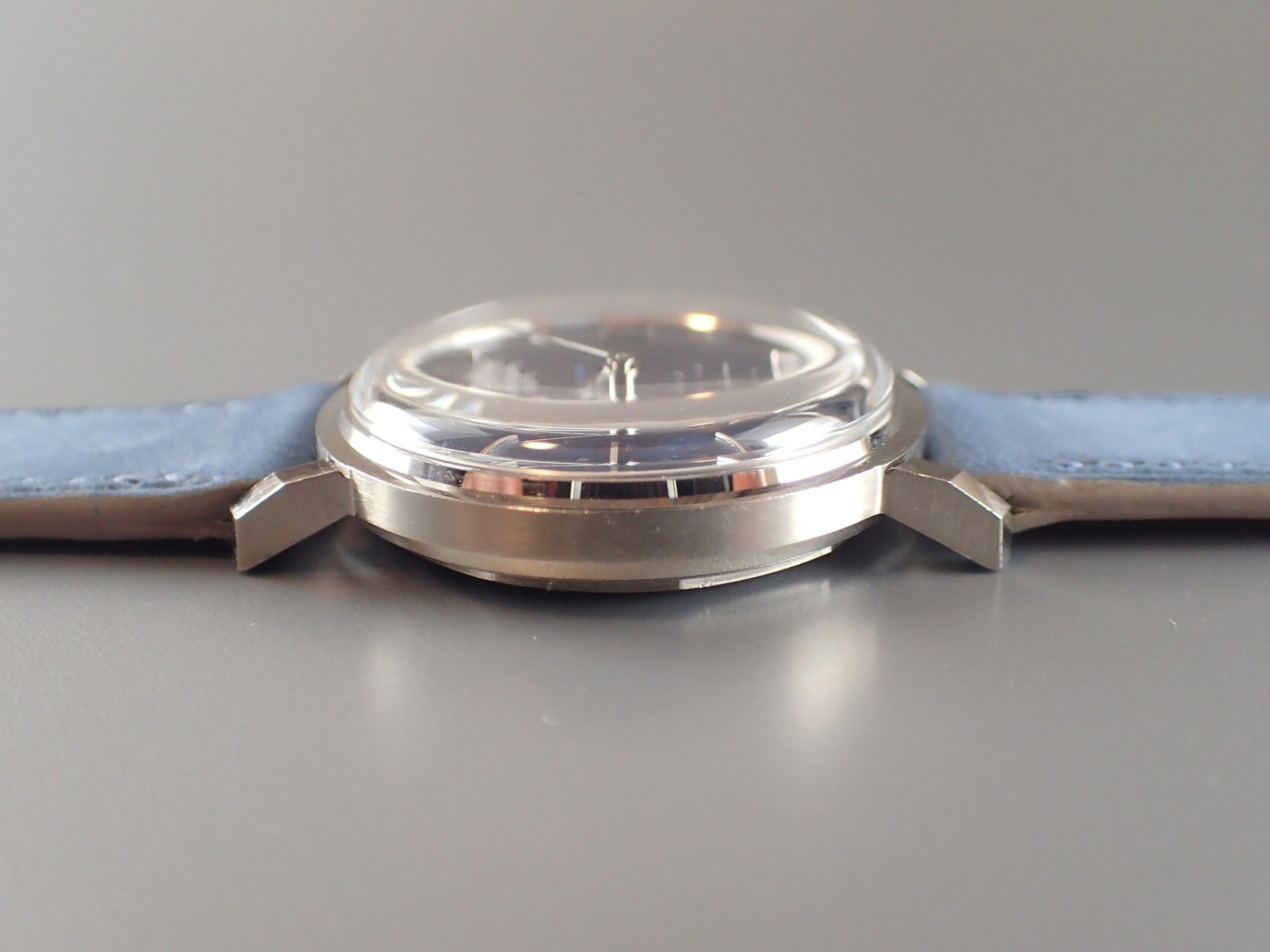 White, Blue dial