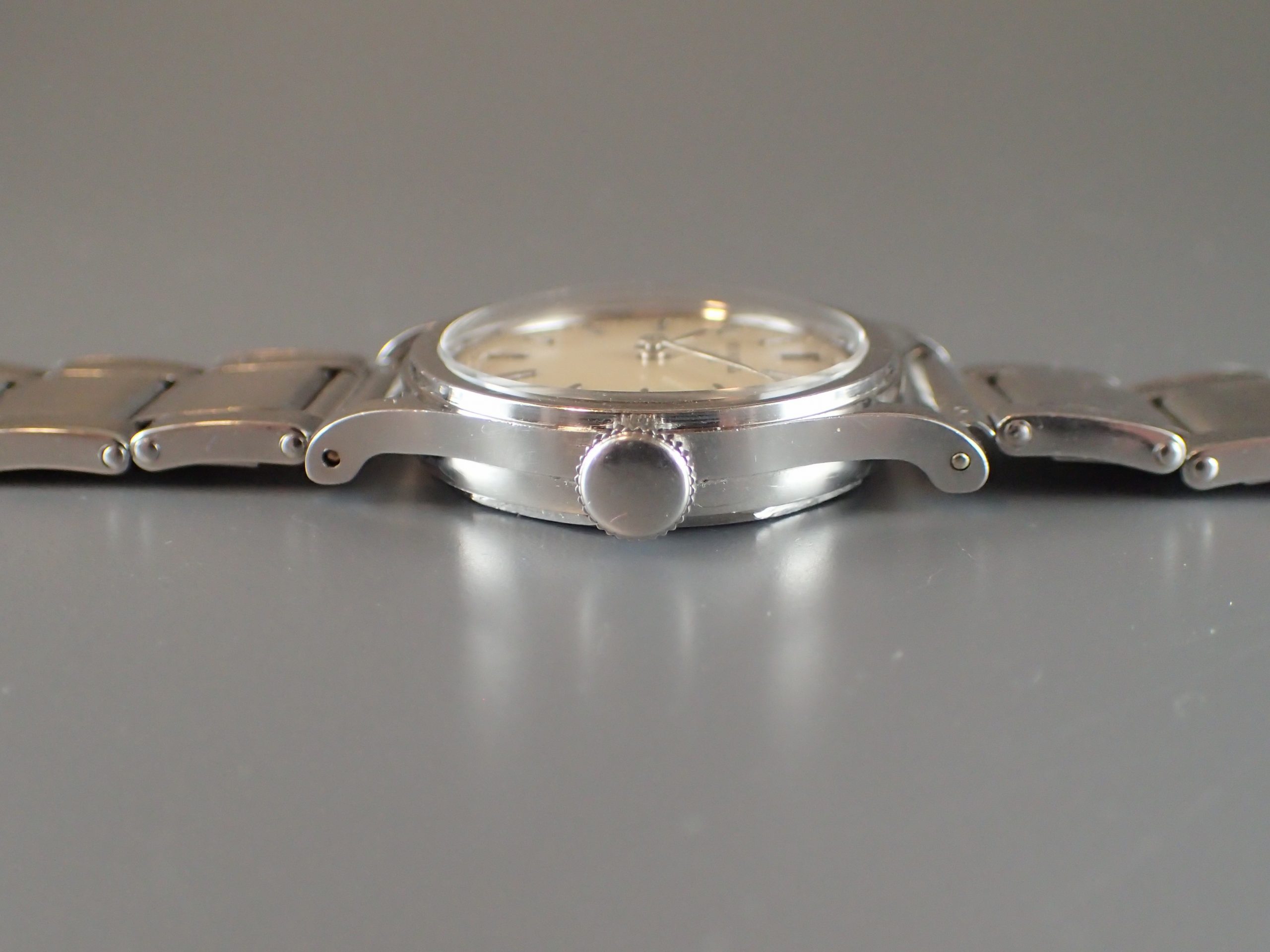 Stainless steel, no seconds