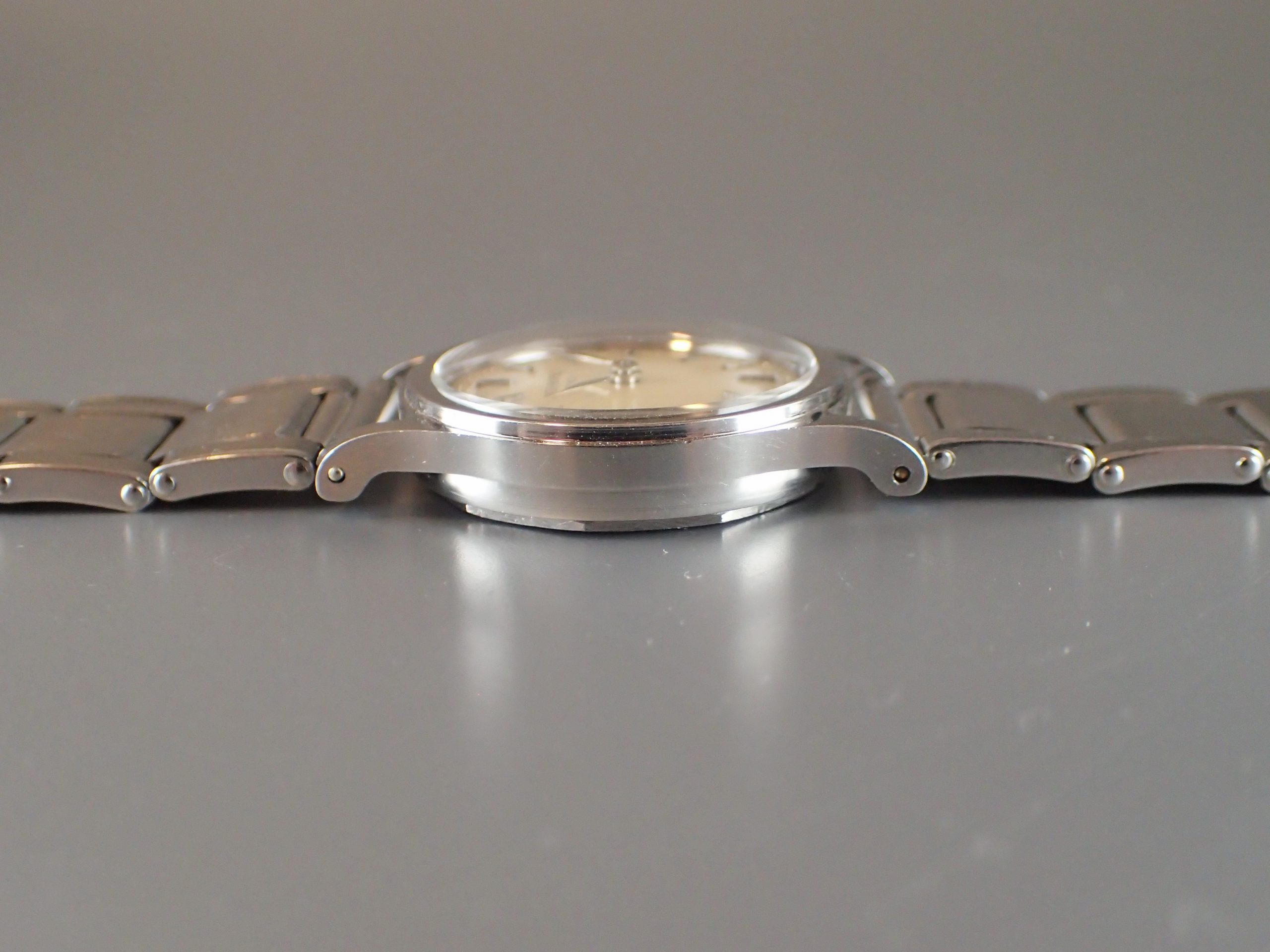 Stainless steel, no seconds