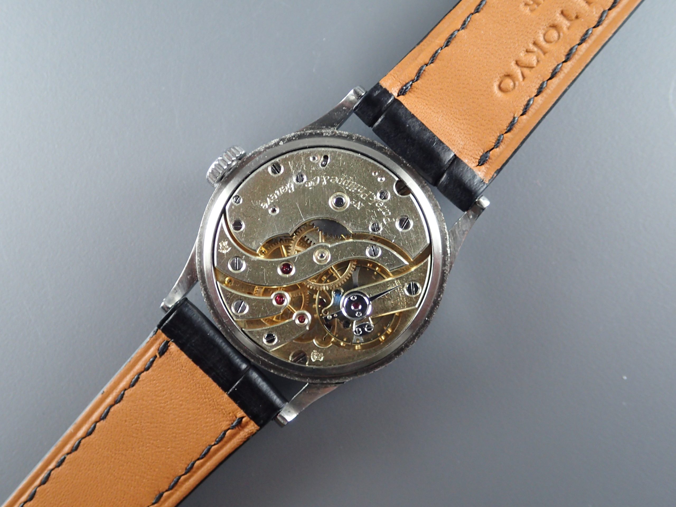 スティール、ブラックエナメルインデックス