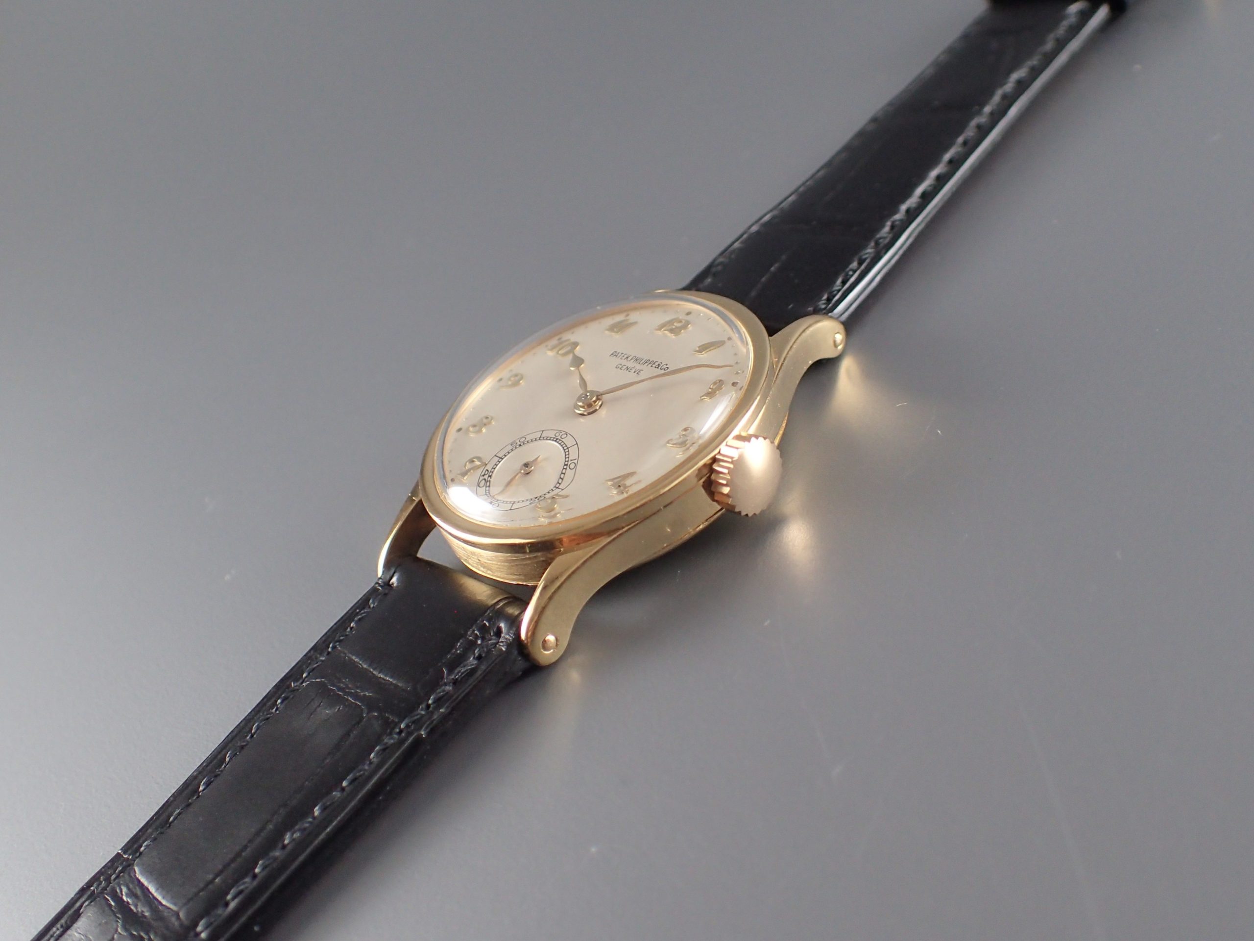 Yellow, Breguet numerals