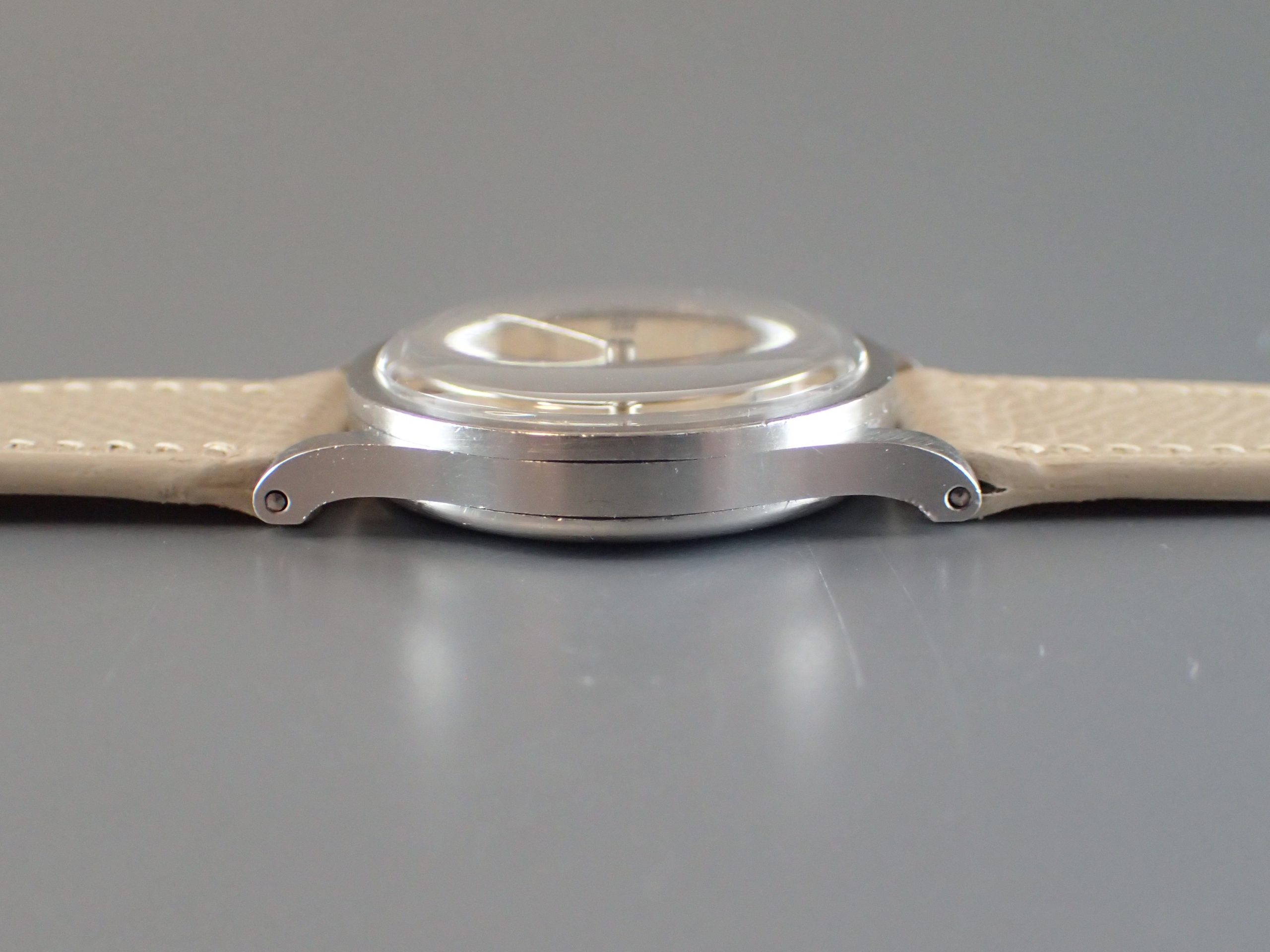 スティール、ローマン