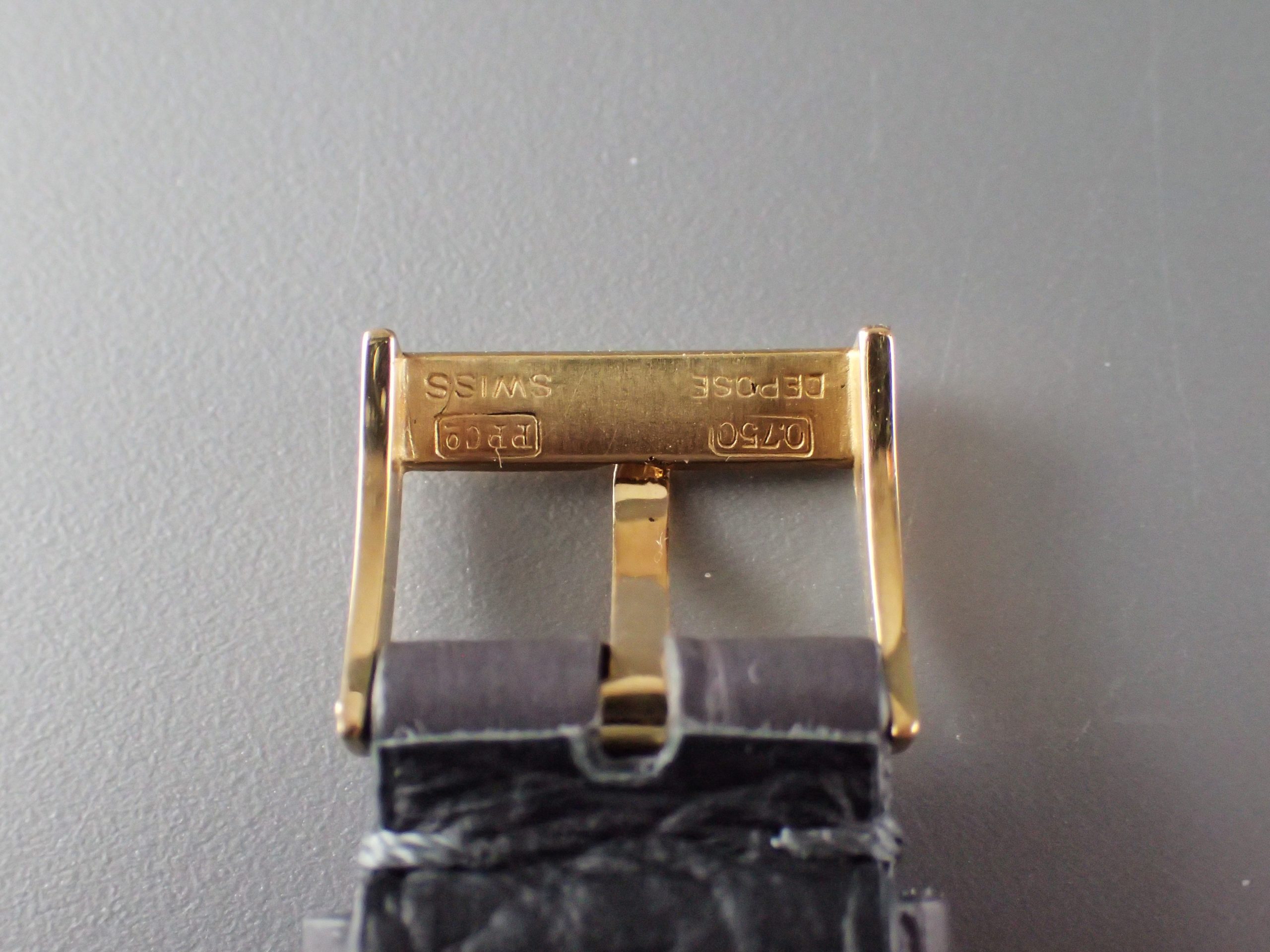 イエロー、スクロールラグ