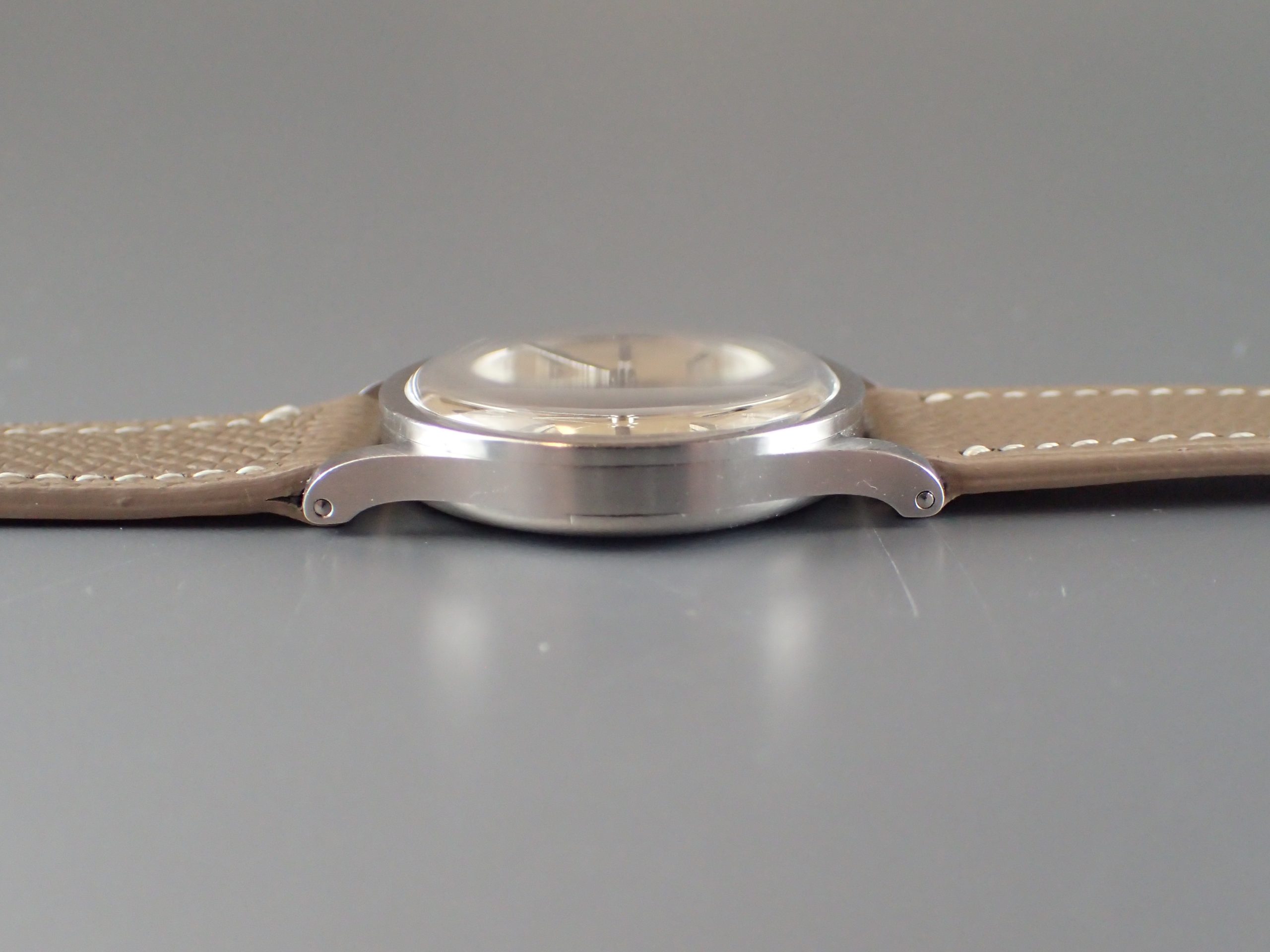 スティール、49年製