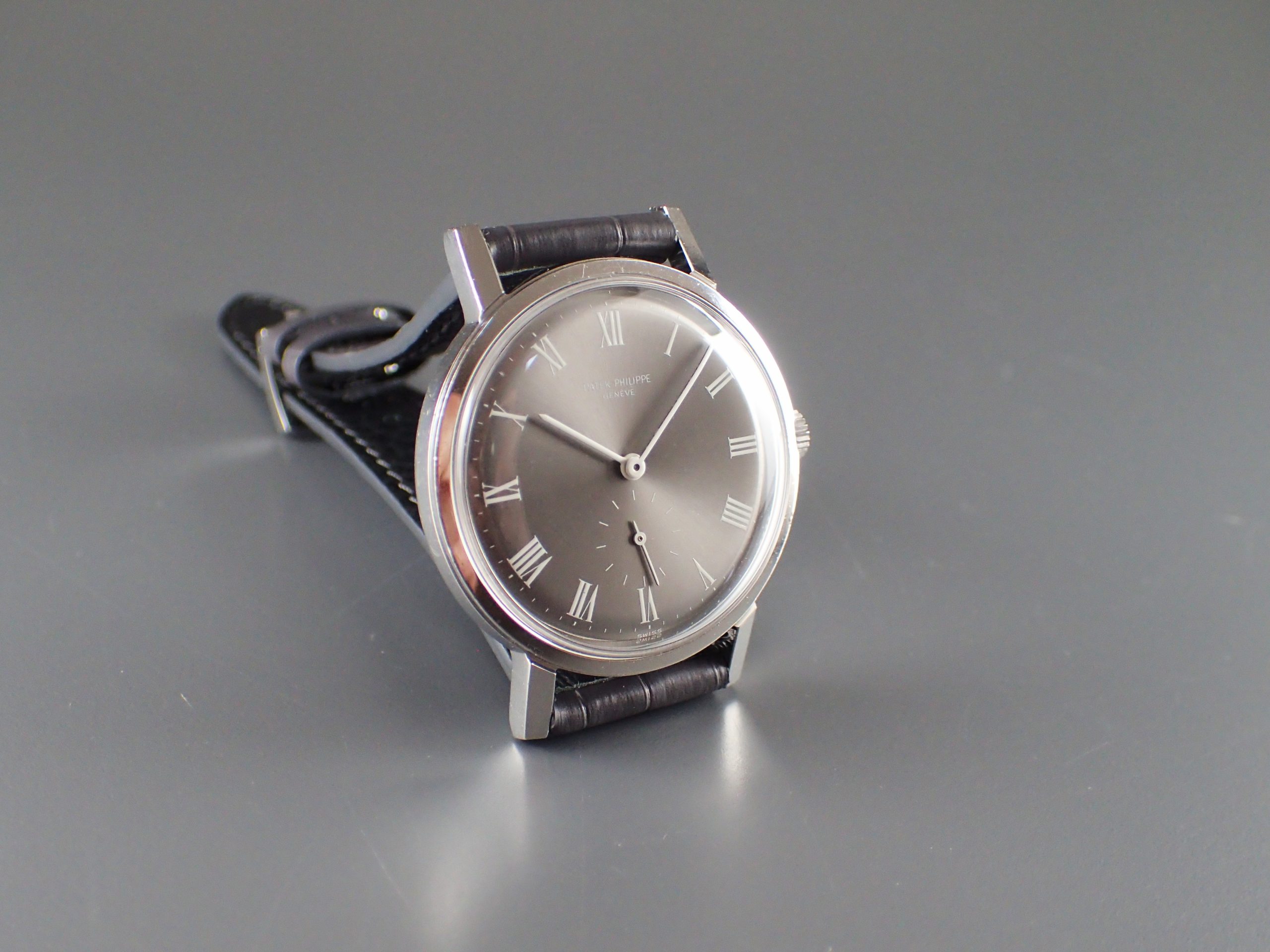 ref.3466 Grey