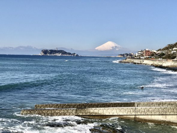 江ノ島と富士山 Blog On Be Half